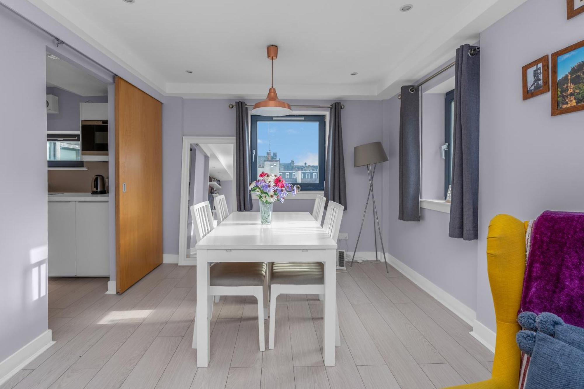 Gorgeous Old Town Hideaway Apartment Edinburgh Luaran gambar